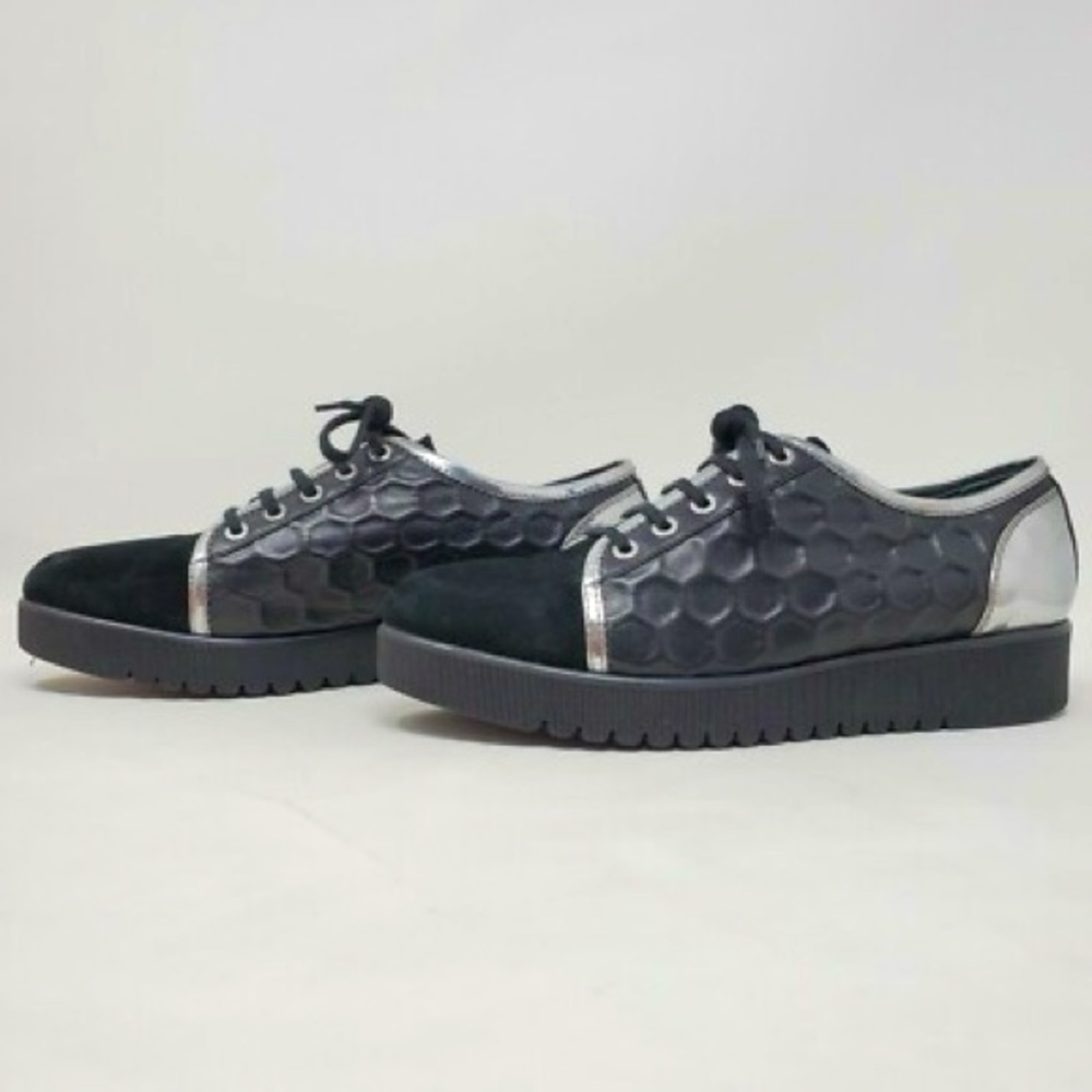 Aquatalia Aida Black Silver Leather Platform Sneakers | Size 8